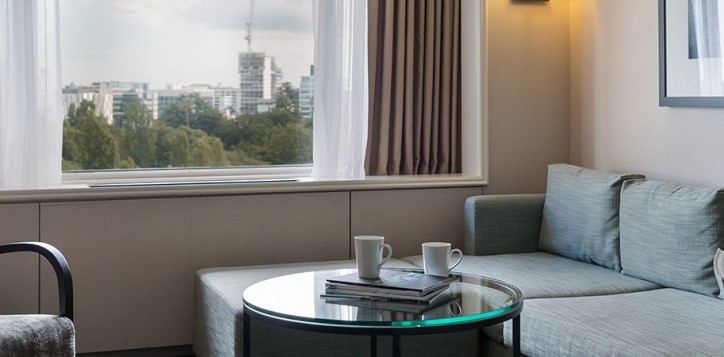 executive-king-suite-2