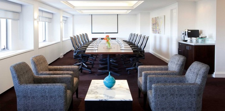 pullman-boardroom-2