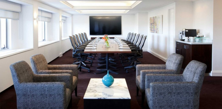 pullman-boardroom-5-2