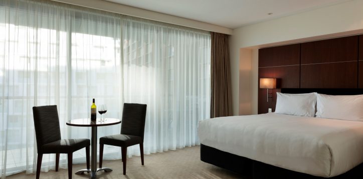 lwo-res-studio-apartment-ca2p-2