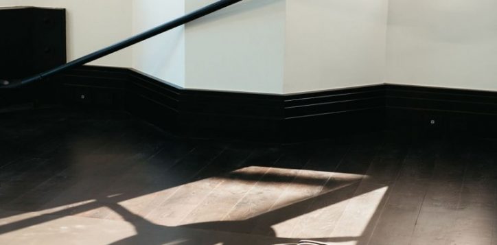 matandwaterandcirlcle-2